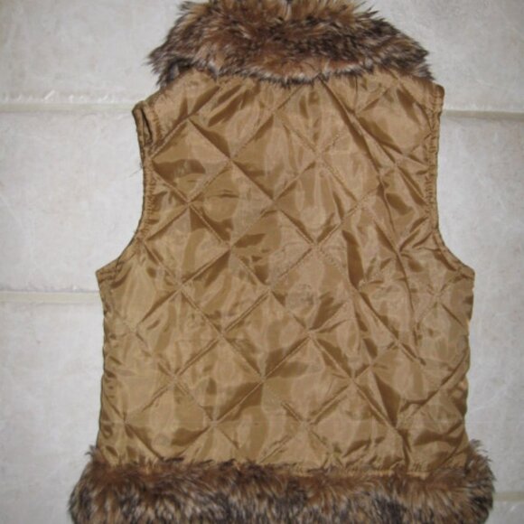 SQUEEZE GIRL'S SZ 5 DENIM JEAN JACKET W/ REMOVABLE FAUX FUR COLLAR  QUILTED VEST - Picture 13 of 15